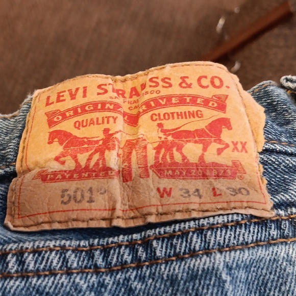 Levis 501 original fit buttonfly jeans 100% cotton  size 34/30 - Picture 5 of 7
